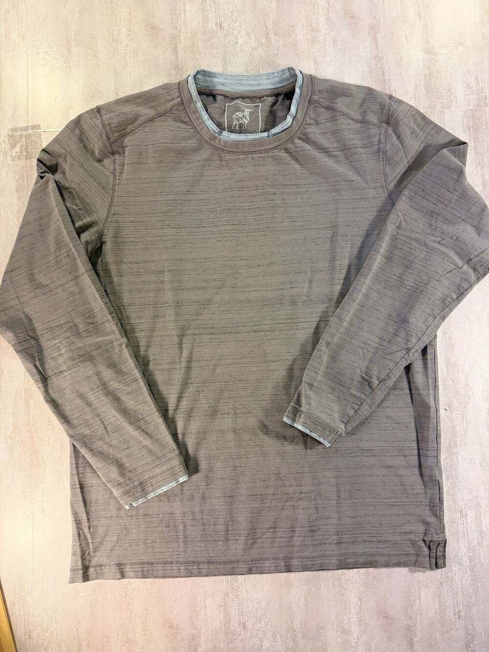 Raffi Men's Space-Dye Long Sleeve Crewneck‎ Tee